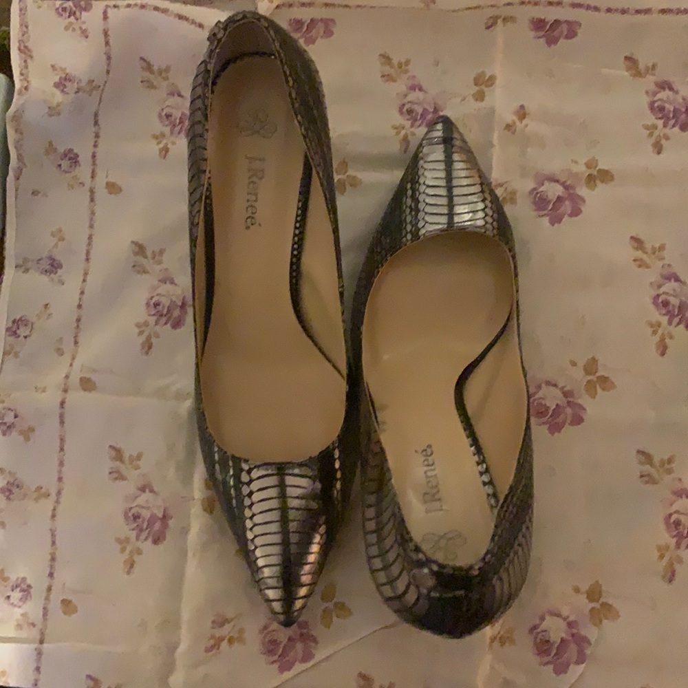 J Renee 3in pumps
